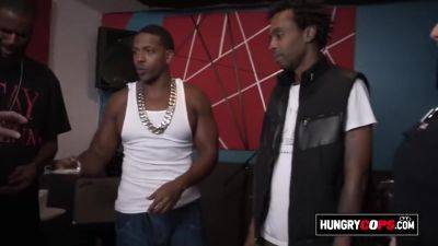 Housewife Cops Get Drilled By Rapper Tt - videomanysex.com