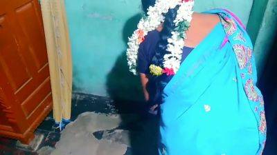 Tamil Aunty House Owner Romance - hclips.com - India