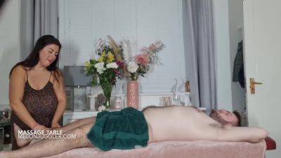 Busty Fucks On A Massage Table And Gets An Awesome Facial - Mabel Moore - hclips.com - Britain