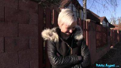 Wet Vagina Of Gets Splattered With Spunk - Janie Sky - hclips.com