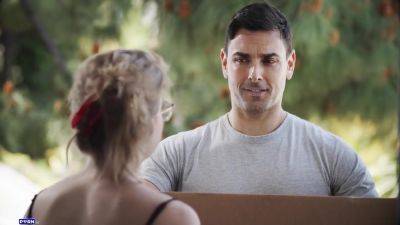 Octavia Red - Octavia Red In You Deserve Me - upornia.com