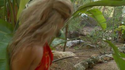 Stephanie Elisse - Private Bungalow 3some Sex - upornia.com