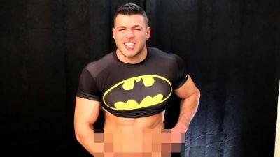 Batman super cock - drtuber.com