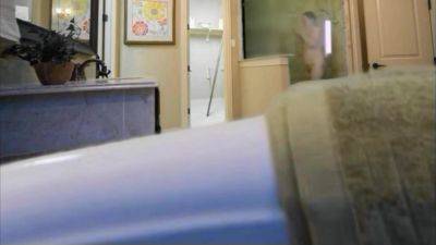 Granny shower voyeur - voyeurhit.com