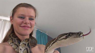 The Benji Bounce - PornWorld - hotmovs.com