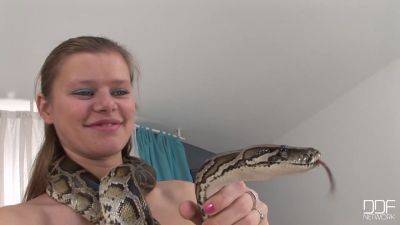 The Benji Bounce - PornWorld - hotmovs.com