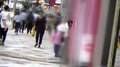 F乳美人の看板店員のお姉さんをナンパして即日セックス - senzuri.tube - Japan