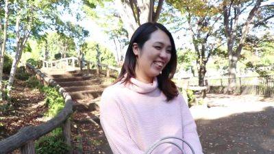 エッチな人妻がハメ撮り出演！旦那に内緒で浮気アクメ - senzuri.tube - Japan