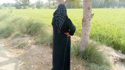 Larki Ko Osk Yr Ne Dya Dhoka Aur Wo Mujhe Road Pa Mili - hclips.com