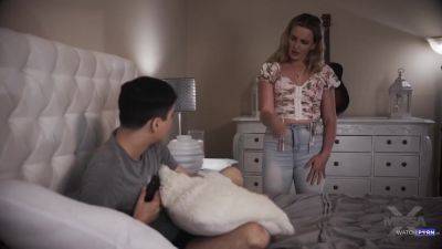 Charlie Forde - Watching Porn With Charlie - hotmovs.com