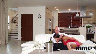 Mea Melone - Mea Melone & Wendy Moon - Its Fucking Anal - videooxxx.com