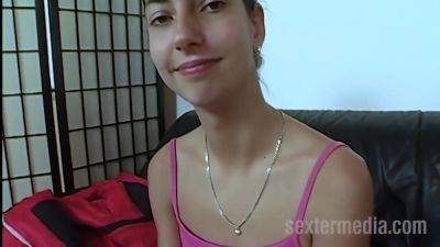 Susanne Likes To Pee - hclips.com - Germany