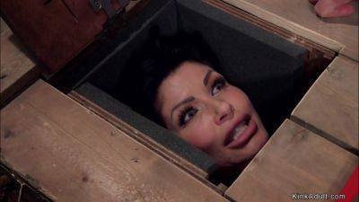 Milf Slave Suck Huge Dick - videomanysex.com