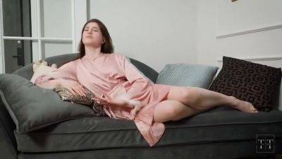 Hot Pearl In He Said Hed Draw Me, I Got Really Wet - hclips.com