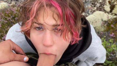 Remlic - Sex Sex Pa Sten, Smuk Pige I Naturen - hclips.com