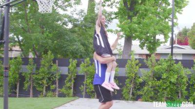 A Big Pointer To Learn From - upornia.com