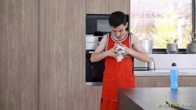 Getting Clean With My Stepmom - upornia.com