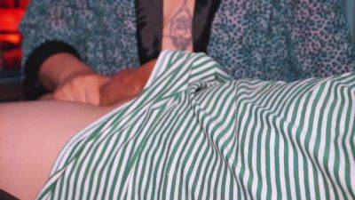 Le Regalo El Mejor Blowjob De Navidad A Mi Novio Hasta Que Se Venga Termina Con Leche En Boca - hclips.com