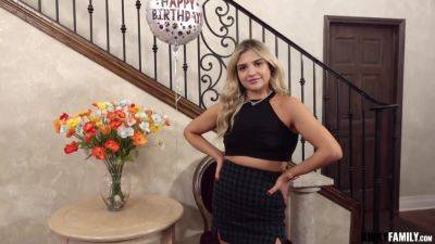 Stepdaughter Licking And Fuck - hotmovs.com