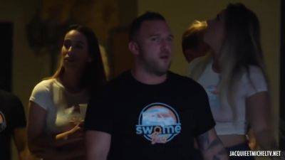 Swame Bus A Game Of Billiards With New Rules - videooxxx.com