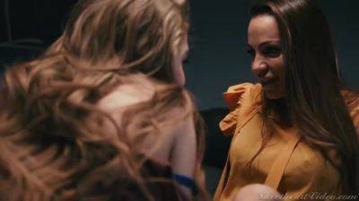 Horny Lesbie Breathtaking Sex Clip - videomanysex.com