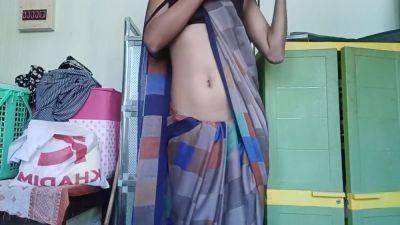 Hot College Girl In Saree - desi-porntube.com - India