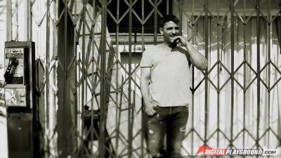 My Favorite Deepthroat Scene! - upornia.com