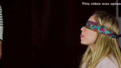 Le Jeu Du Gout - Elle Est Presque Incollable ! - hclips.com