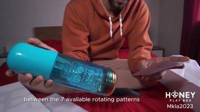 Tetas Grandes In Busty Stepmother Gives Me A Masturbator As A Gift - hclips.com