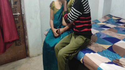 Roli Didi Ko Raat Me Ghar Bulaa Ke Gaand Maari Step Sister Fucked By Younger Stepbrother With Clear Hindi Audio - desi-porntube.com