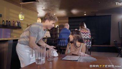 Lela Star - Lela Star - Glamour Spic Babe Fucks Hung Dude In The Bar - upornia.com