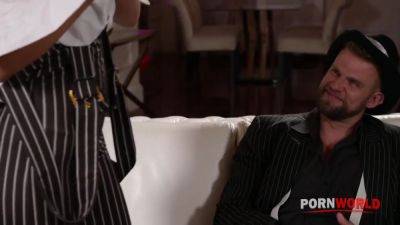 Shalina Devine - New Gangsters Moll Sdoes Business By Getting Dpd By Mafia Members (14-06-2023) Streamvid.net - hotmovs.com