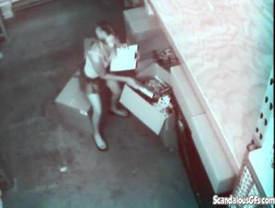 Teen masturbation slut fingerbangs - hotmovs.com