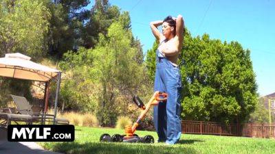 Mini Dress And Reagan Foxx - Free Premium Video After The Divorce Its Been So Long Since The Last Time Has Had A Good Cock In Her Mouth - hotmovs.com