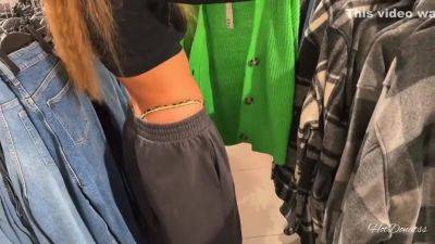 18 Years In Hotdonutss - Girl Consented To Locker-room Sex For Shop - hclips.com