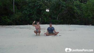 Meditation On The Beach Ended With A Blowjob - hclips.com