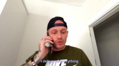 Ghomestory - Courier Delivered The Parcel And Cum In Th - hclips.com