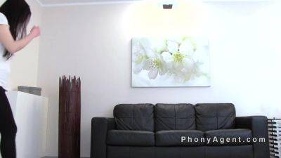 Slim Babe In Panties Bangs In Casting - videomanysex.com