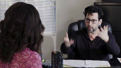 Naughty Seductress Surprising Sex Scene - upornia.com