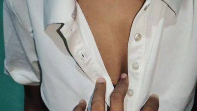 Fuck With Married Woman Stranded In The Middle Of Nowhere With Tamil Boy - hotmovs.com