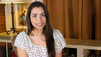 Supreme Dream: Solo Brunette Amateur - veryfreeporn.com