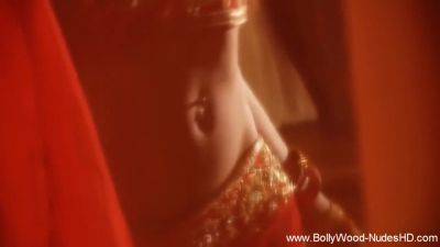 The Natural Beauty Of Her Movements - hotmovs.com