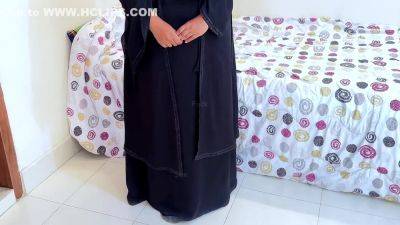 Big Ass Muslim Hijab Stranger From Street In Saudi Arabia - Real Arabian Ethnicity - hclips.com - Saudi Arabia