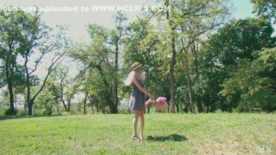 Reddish Blondie Touching Herself Sitting In Chair Ho - hclips.com