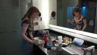 Pepper Hart - Sizzling Pepper Hart Visits Las Vegas for a Raunchy Time - porntry.com