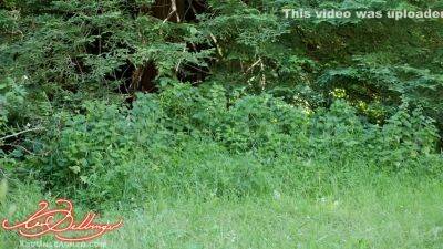 Xev Bellringer Porn And Xev Bellringer - Outdoor Blowjob For Water - upornia.com