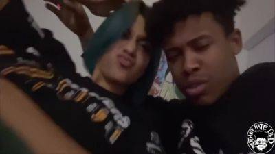 Finds Stranded Foreigner Ends Up Gettin Lucky Pt2 8 Min - hotmovs.com