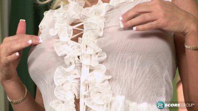 Cala The Cum-Drenched Divorcee - hotmovs.com