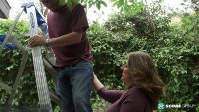 Kerry's Opener Winds Up In Her Rear End - hotmovs.com