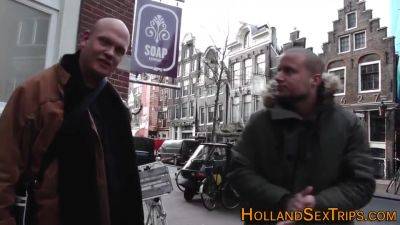 Petite Hooker Gets Railed - hclips.com